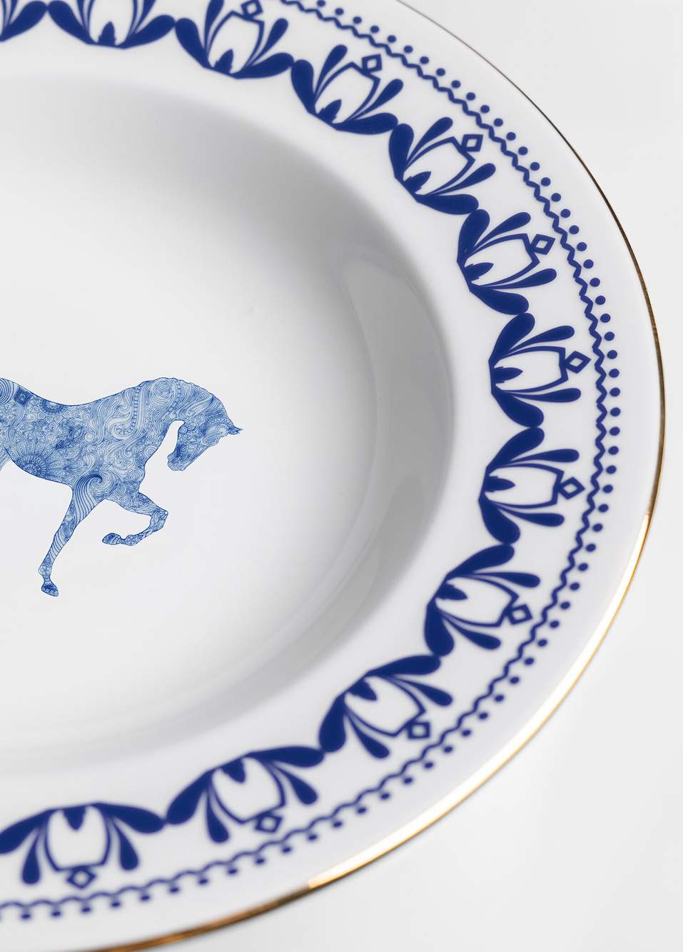 Horse Luck Collection Blue At Figürlü Porselen Çukur Tabak 22 cm — Product image 5 of 5