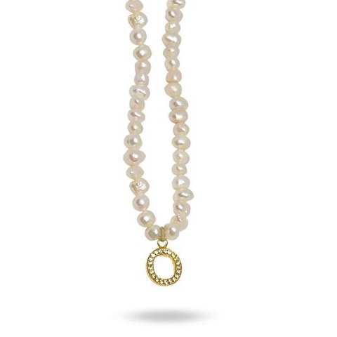 Mono O Letter Pearl Necklace