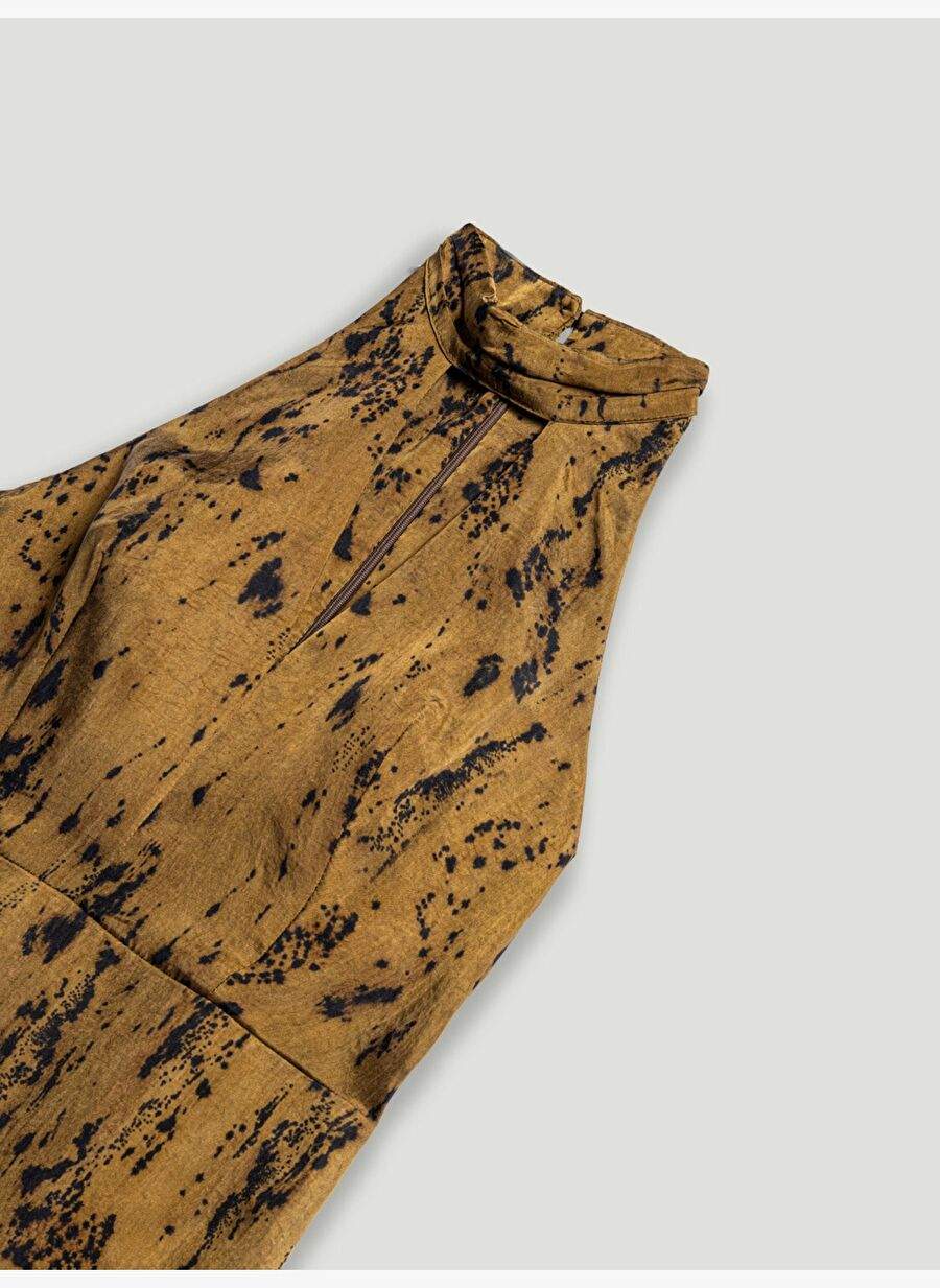 Window Decolt Detailed Maxi Dress — Product image 8 of 8