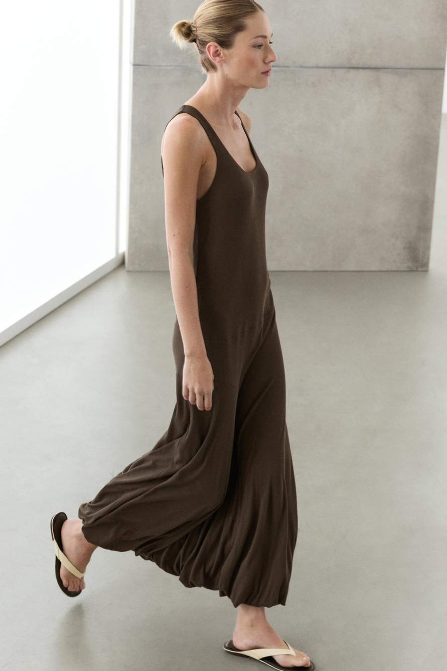 Midi dress with puffed detail — Product image 7 of 13