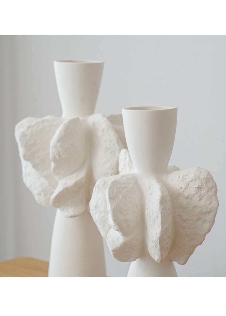 Tree White Ceramic Vase — صورة المنتج 4 من 6