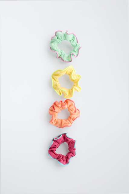 PACK OF FOUR CONTRAST TRIM SCRUNCHIES