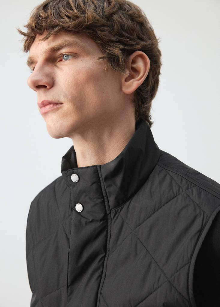 Lightweight quilted water-repellent quilted gilet — Product image 5 of 18