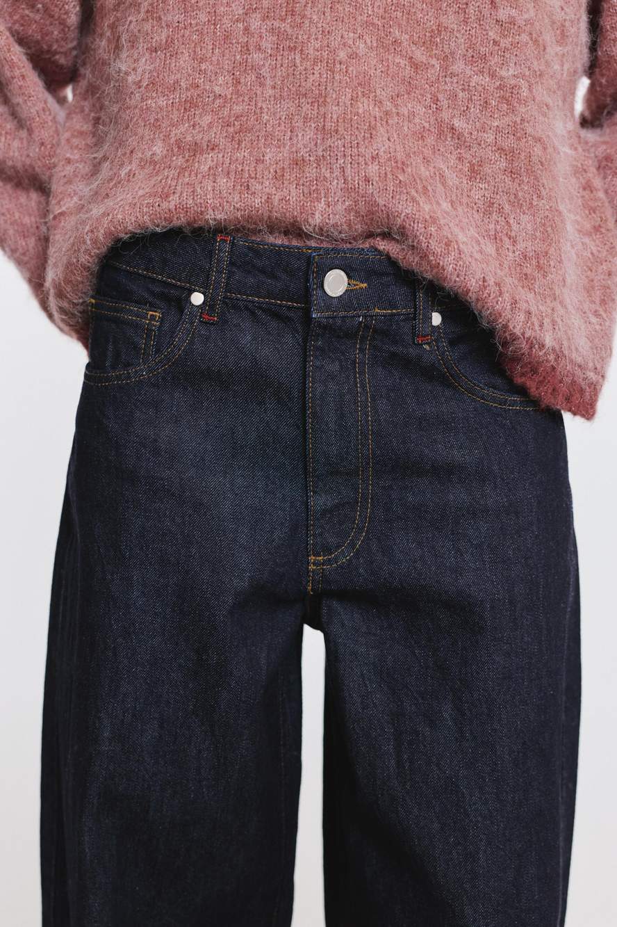 Barrel jeans with hearts — Product image 18 of 35