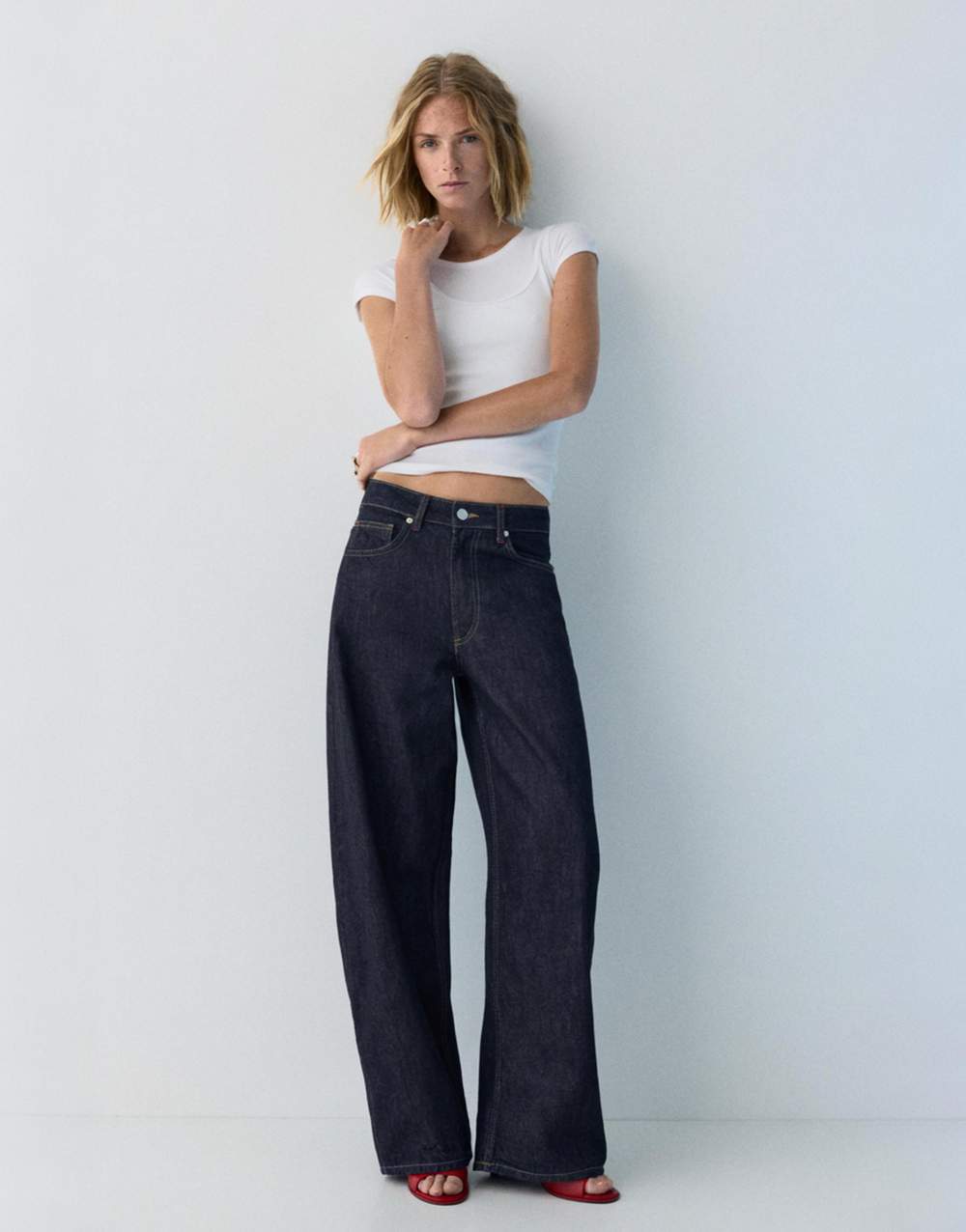 Barrel jeans with hearts — Product image 11 of 35