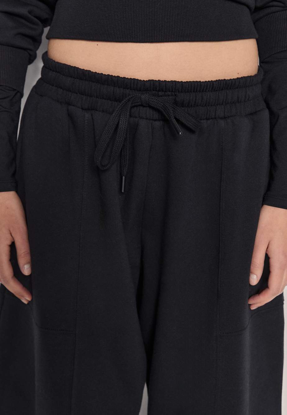 Plush balloon jogger trousers — صورة المنتج 10 من 140