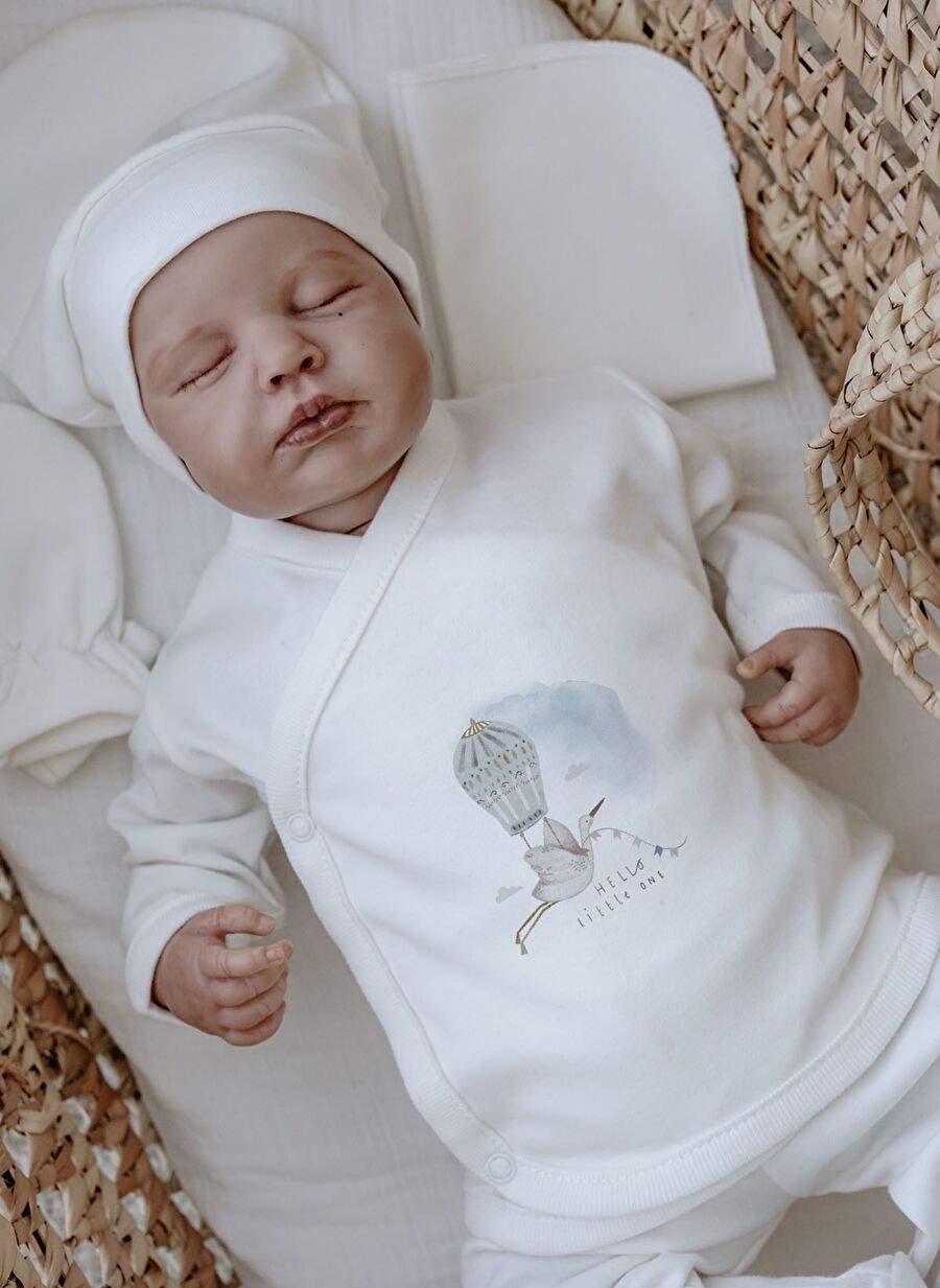 Organic 11th Hospital Exit - Royal Series - Hello Little One — صورة المنتج 6 من 7