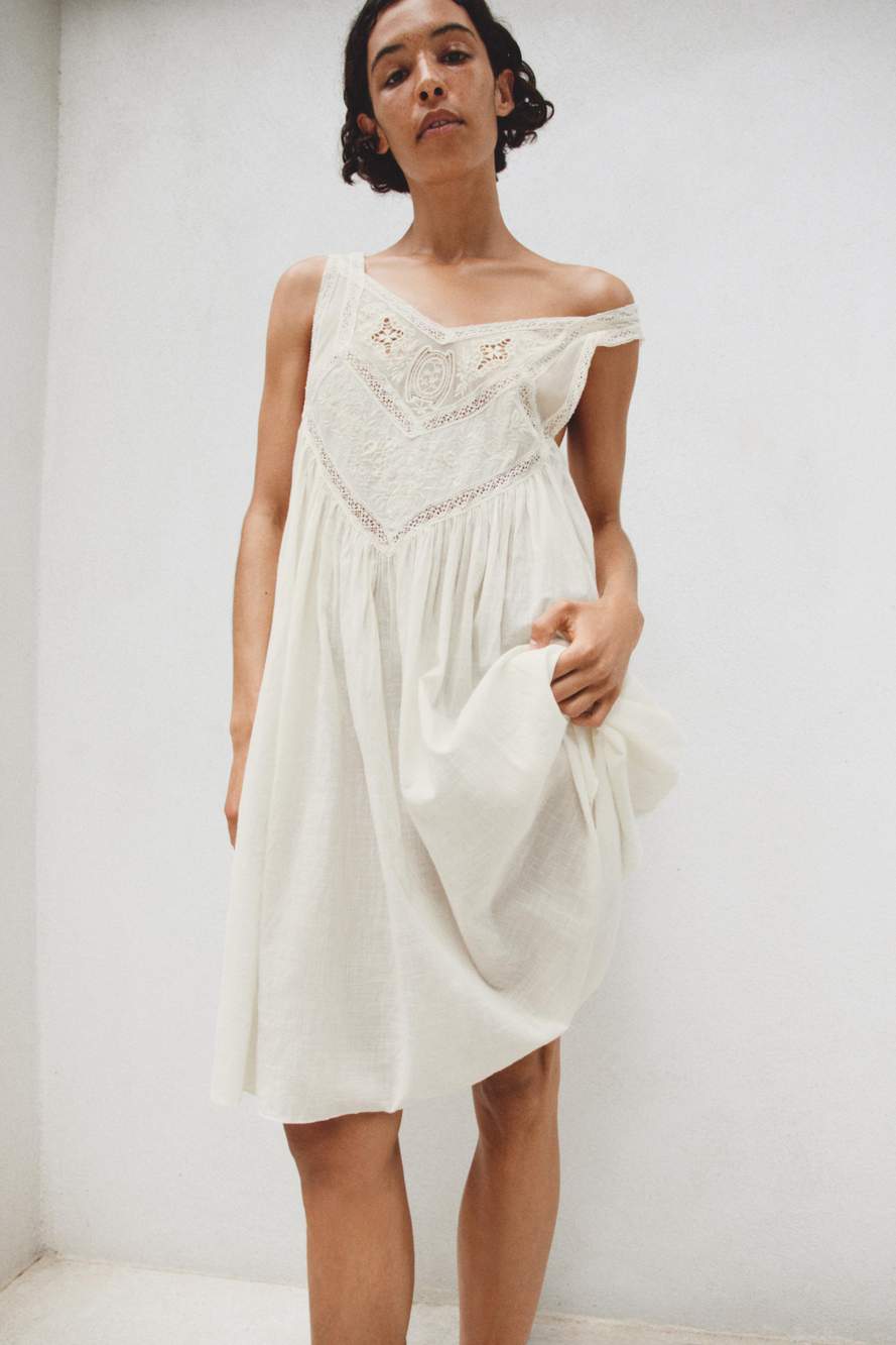 FLORAL EMBROIDERED PLEATED DRESS — Product image 9 of 15