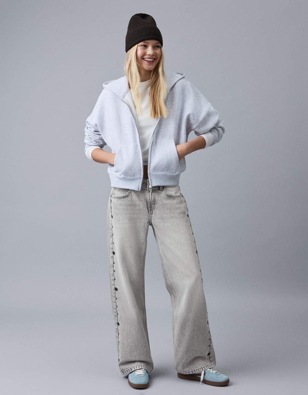 Baggy jeans with star studs — Product image 3 of 6