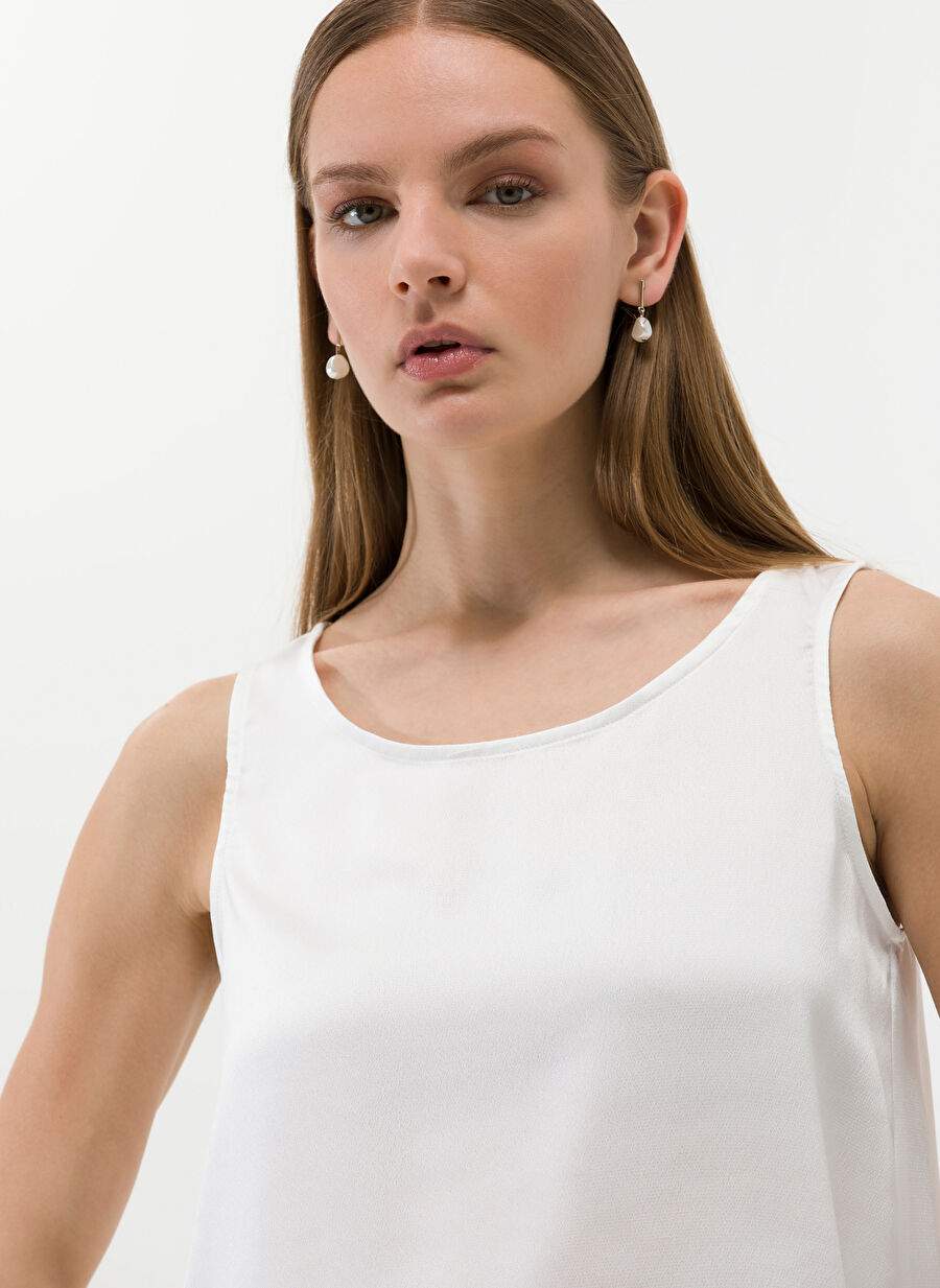 Pierre Cardin Bisiklet Yaka Düz Beyaz Kadın Bluz SERPE — صورة المنتج 9 من 12