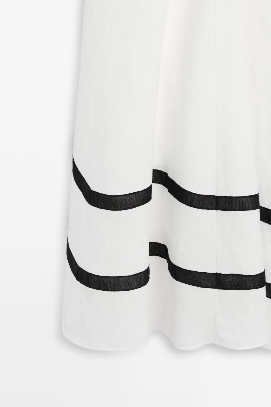 Linen blend midi dress with contrast stripe detail — Product image 4 of 13