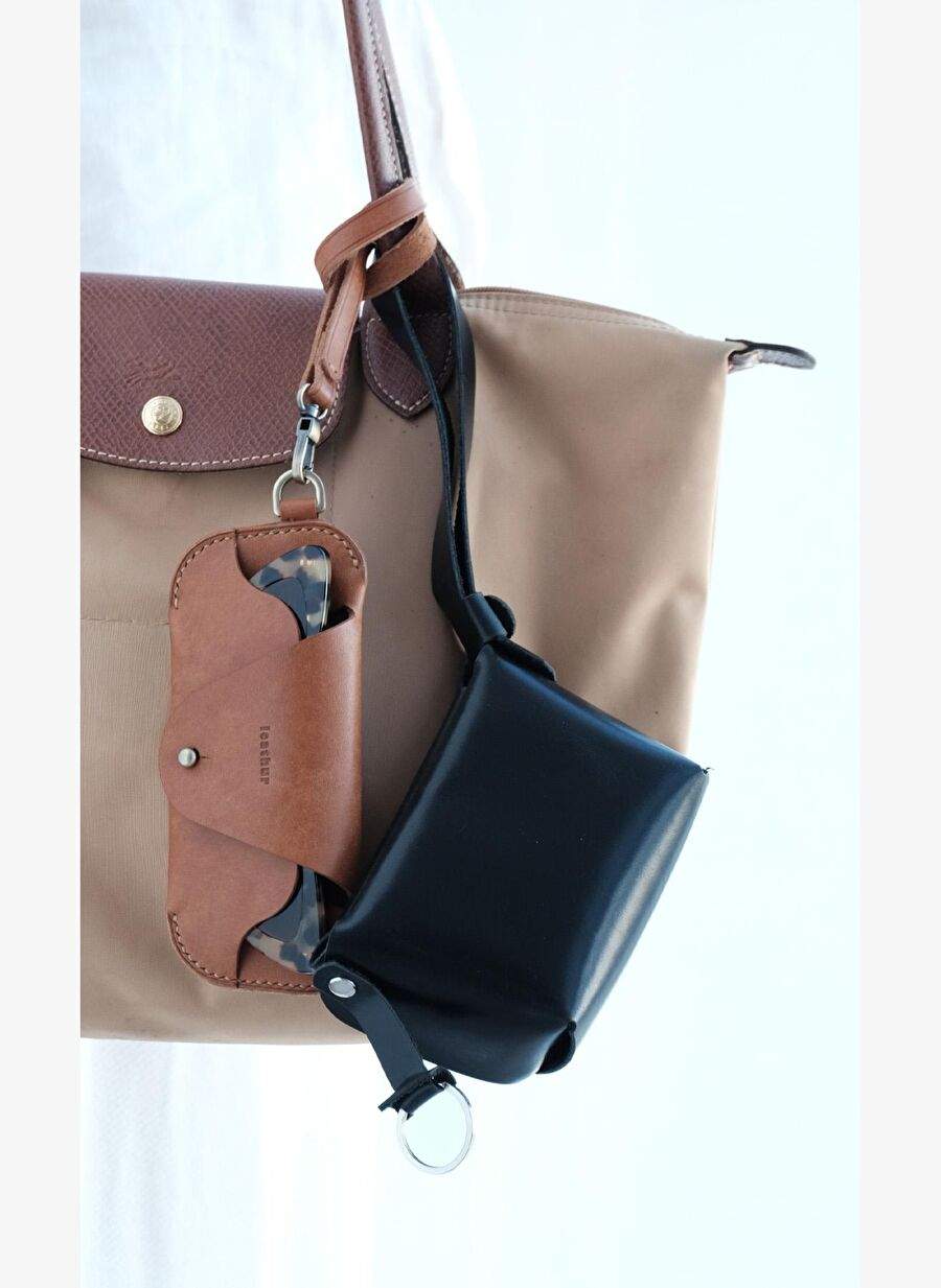 ORI MINI Parlak Siyah Deri Charm Çanta — Product image 8 of 8
