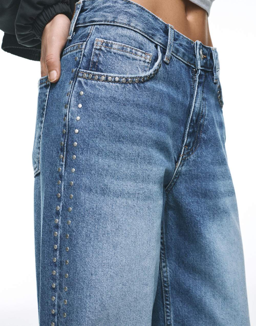 Wide-leg stud jeans — Product image 56 of 60