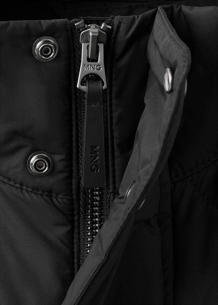 Lightweight quilted water-repellent quilted gilet — Product image 8 of 18