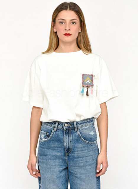 Akep Yuvarlak Yaka Baskl Beyaz Kadn T Shirt Tskd05208