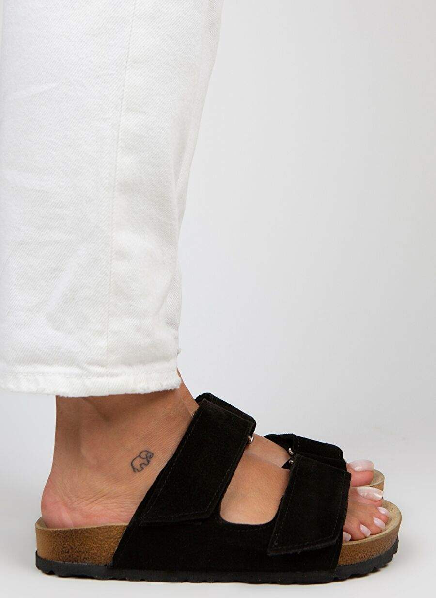 Leather — Product image 4 of 10