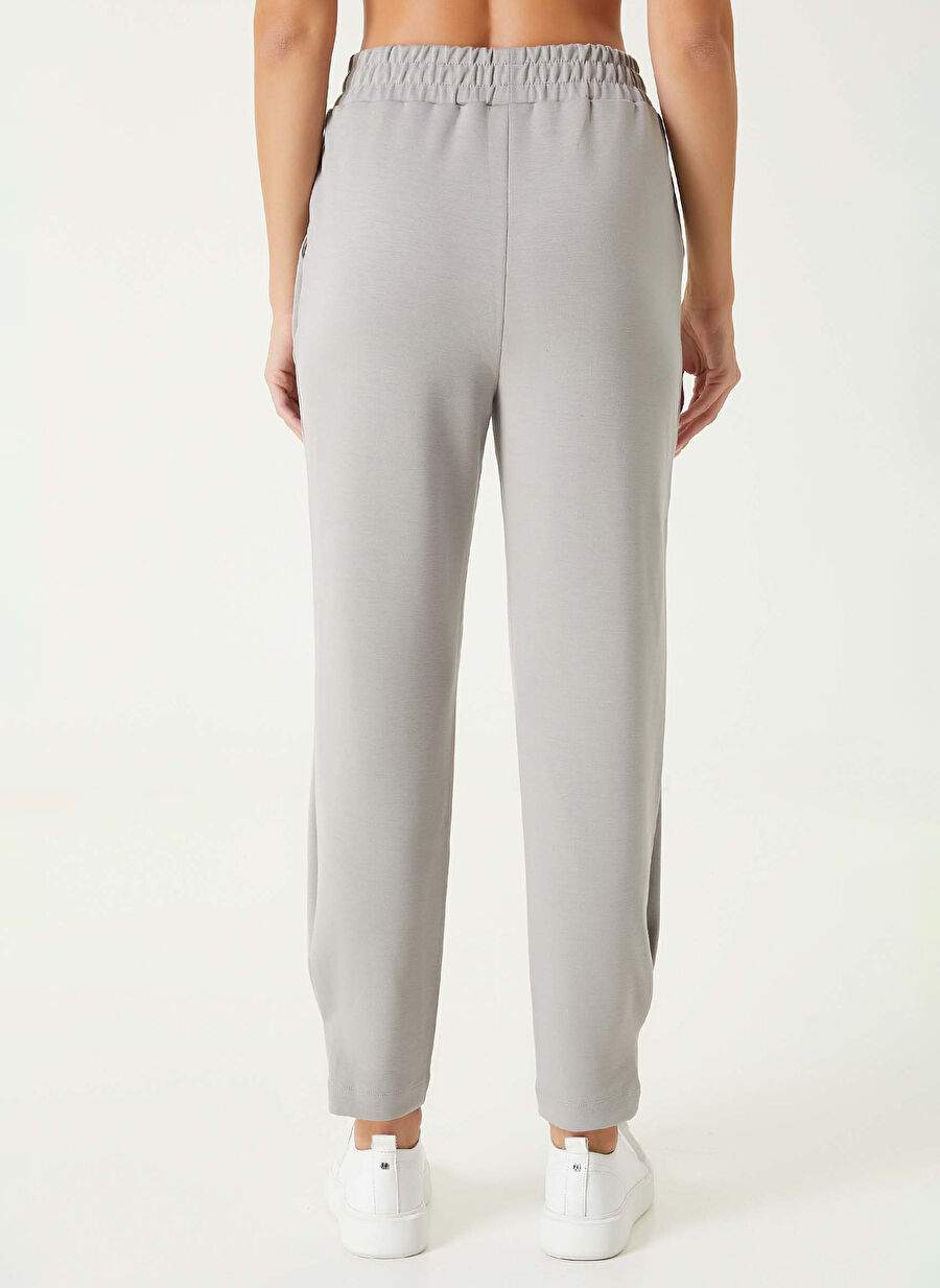 Network Gray Women's Basic Plain Sweatpants 1092582 — Product image 5 of 5