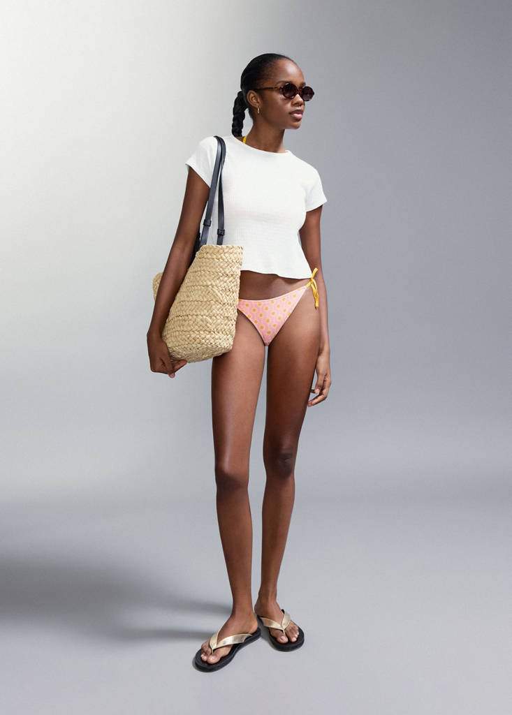 Printed bikini with medium-coverage bottoms — Product image 1 of 10