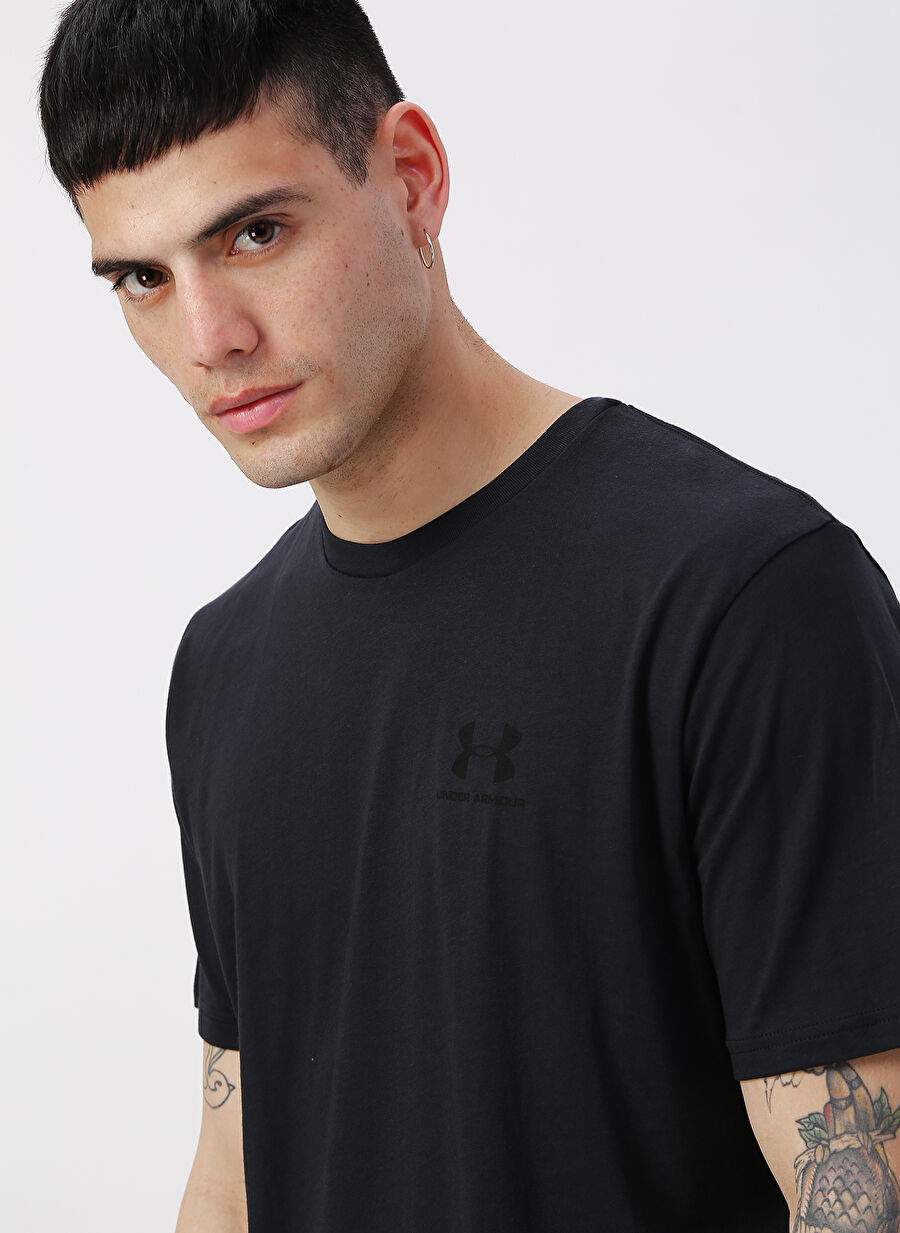 Under Armour 1326799-001-S-Style Yuvarlak Yaka Kısa Kollu Bol Kesim Ter Tutmayan Siyah Erkek T-Shirt — صورة المنتج 4 من 5
