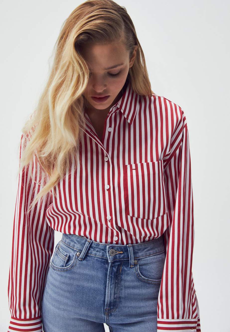 D10 Slim fit mom jeans — صورة المنتج 24 من 45