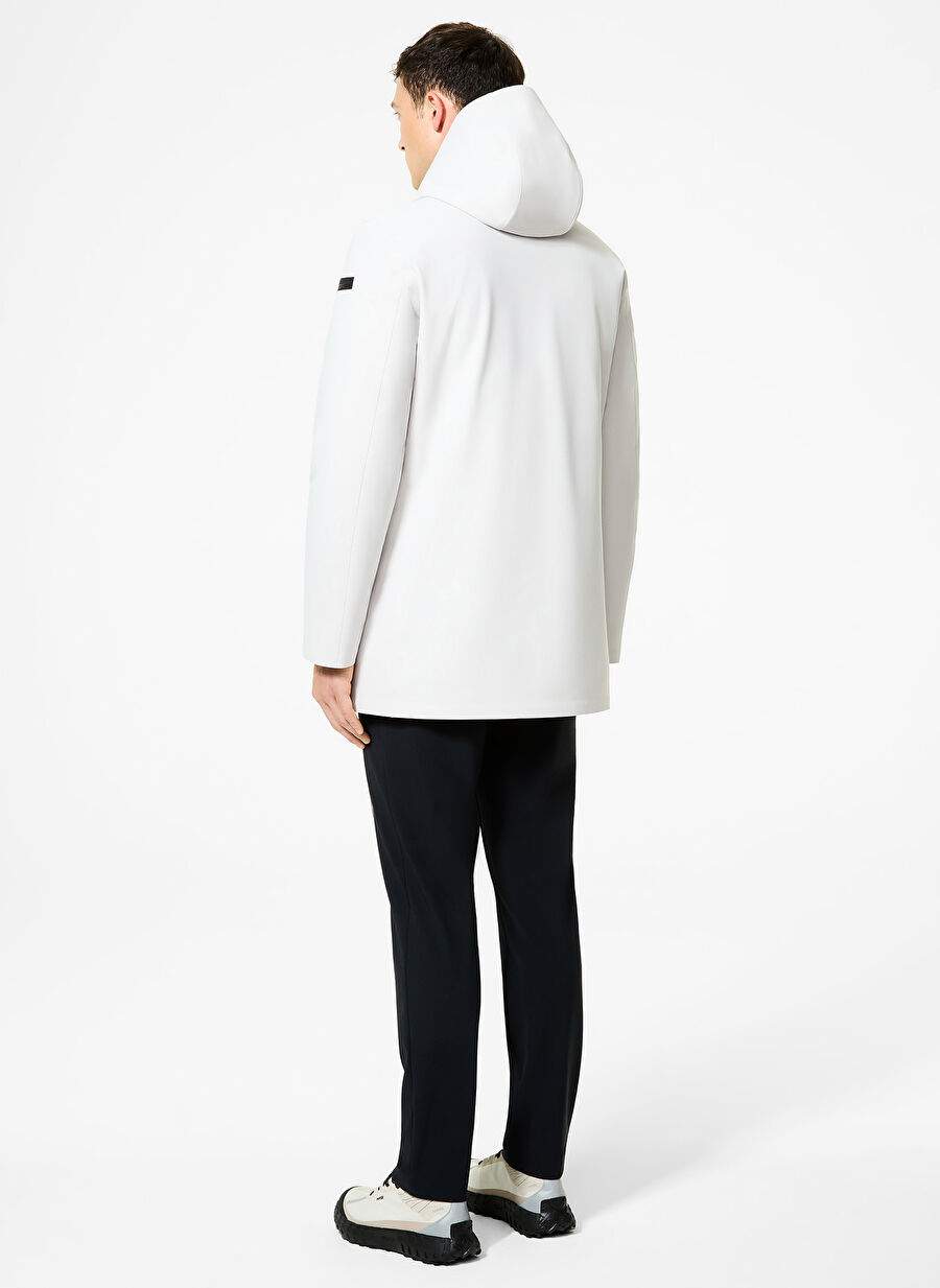 White — صورة المنتج 4 من 6