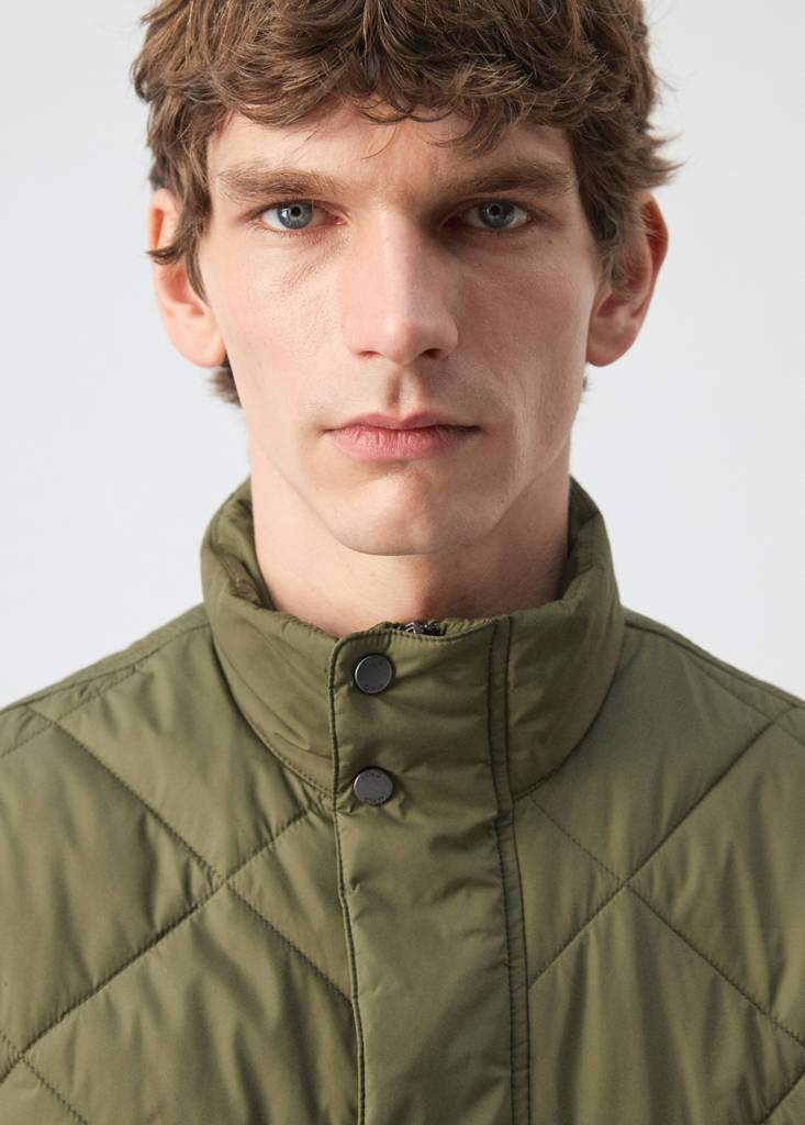 Lightweight quilted water-repellent quilted gilet — Product image 14 of 18