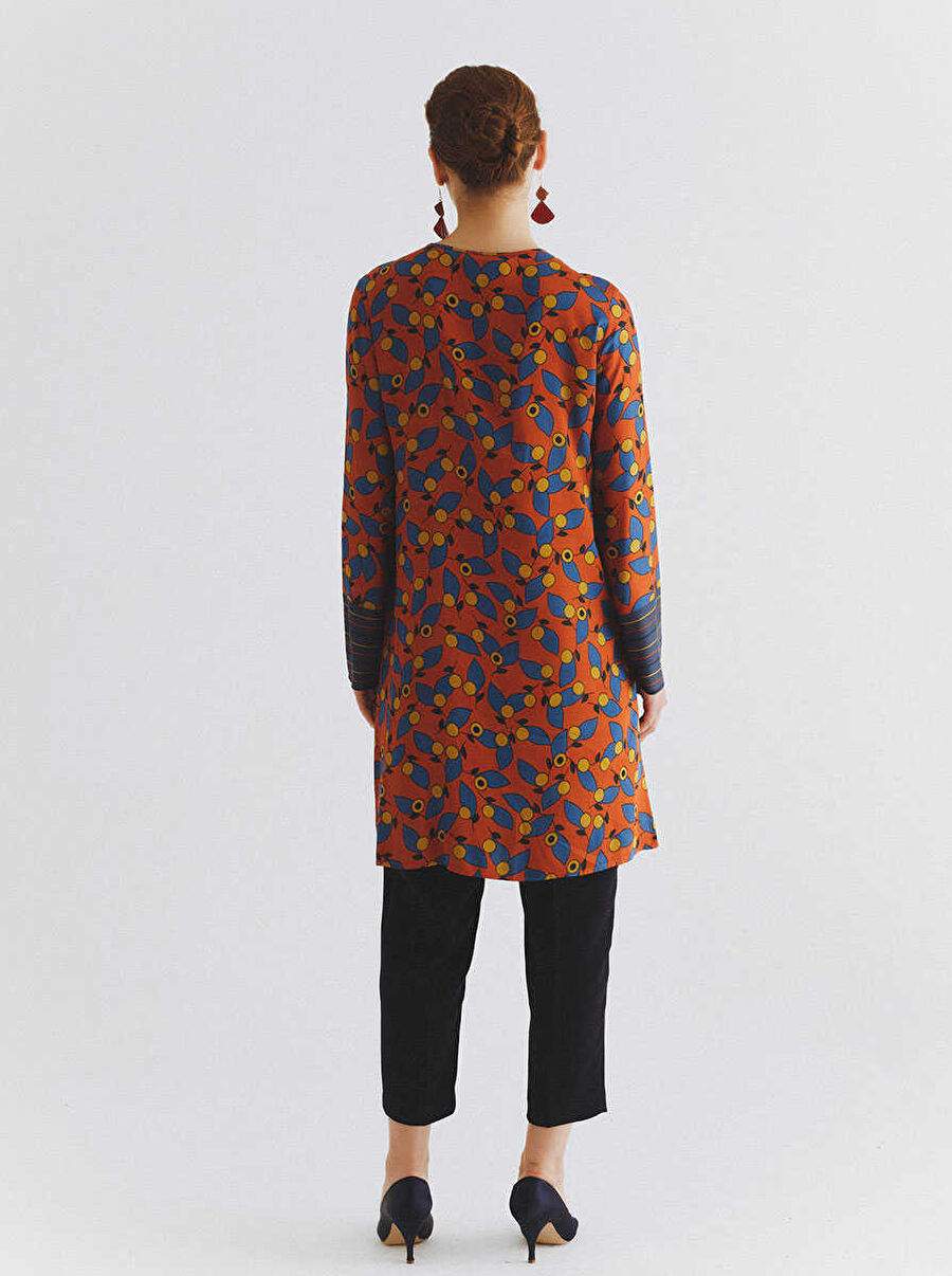 Slit Patterned Tunic Standard Color K2013308_089 — Product image 2 of 4