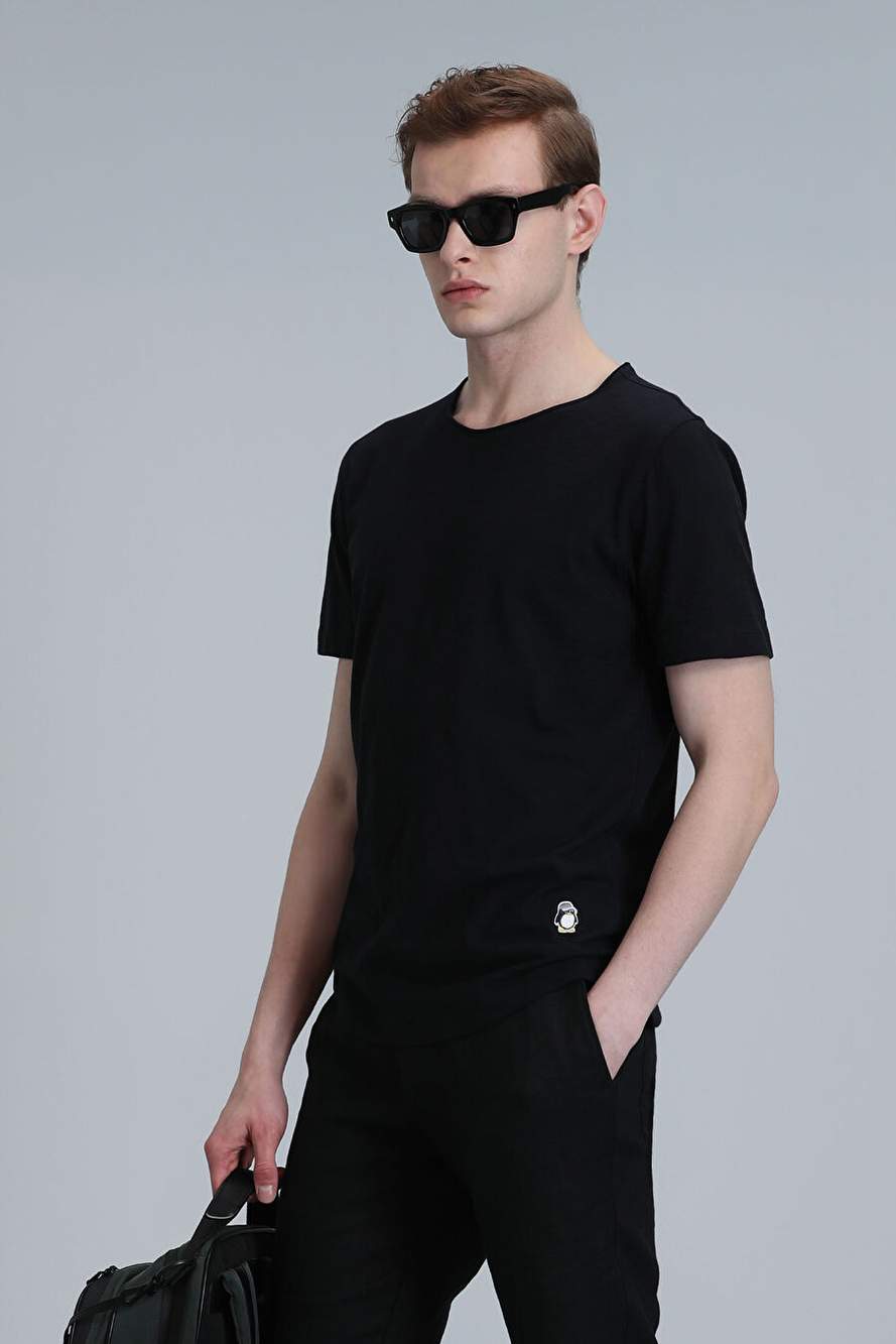 Junya Erkek Basic Tişört Siyah — Product image 5 of 6