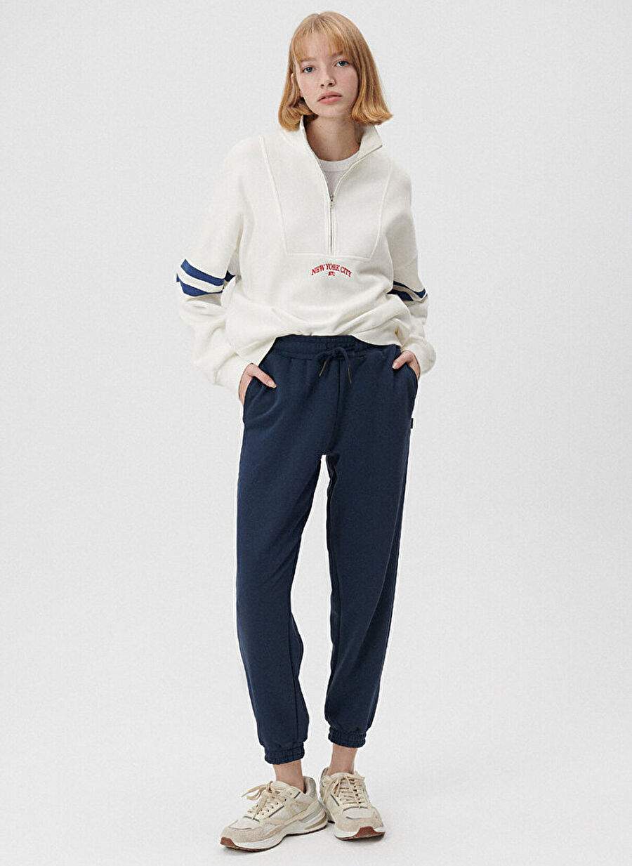 Blue — Product image 4 of 6