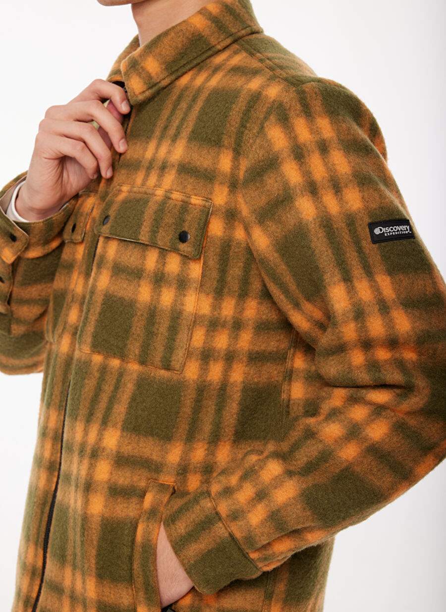 Discovery Expedition Khaki Men's Relaxed Fit Check Jacket D3WM-MNT6 — Product image 3 of 15