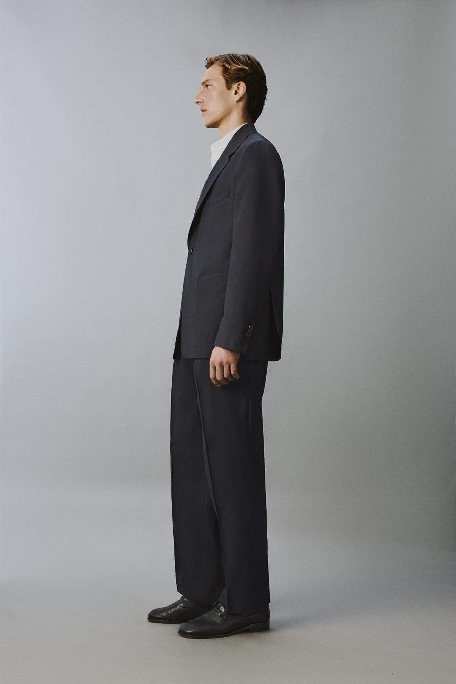 LINEN-WOOL RELAXED FIT PLEATED TROUSERS — Product image 3 of 8