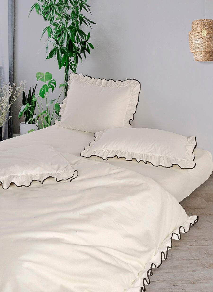 Monolisse Siyah - Ekru Nevresim Takımı CandyFırfırlıTKNevresimTEkruSiyah — Product image 5 of 7