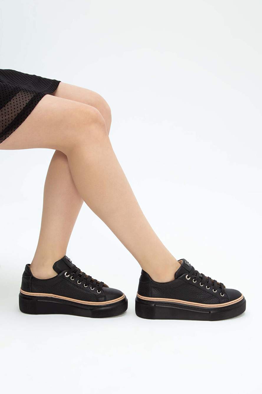 Leather — Product image 4 of 8