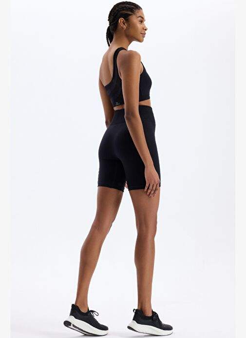 Yan Orgu Desenli File Cepli Spor Sort Siyah — Product image 11 of 30