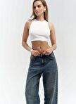 Fleur Fitli Weightlifting Collar White Crop — Product image 5 of 35