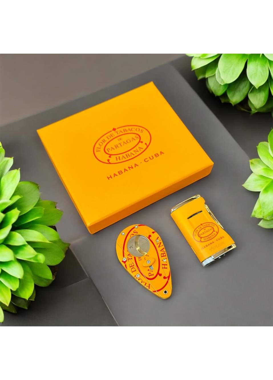 Partagas Turuncu Puro Çakmağı ve Kesici Seti — Product image 3 of 3