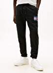 تومي جينز الرجال السود Sweatpant Dm0dm22094bds Tjm سليم Rwb العلم سوي — صورة المنتج 8 من 20