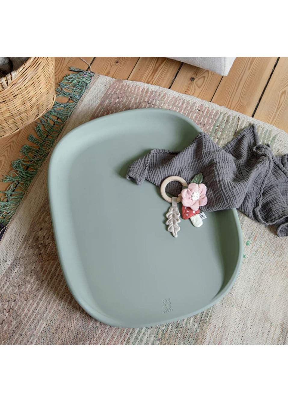 Seagrass Green Bebek Alt Değiştirme Matı — صورة المنتج 3 من 5