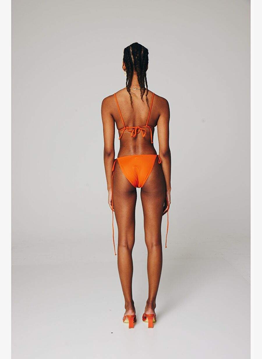 Isla ECONYL® İpli Üçgen Bikini Set — Product image 6 of 6