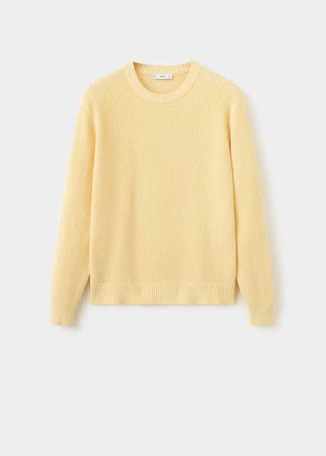 Medium-knit microstructure sweater