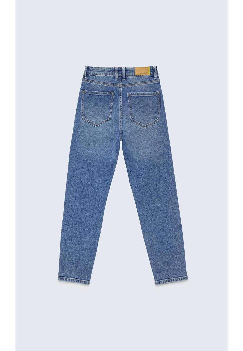D10 Slim fit mom jeans — صورة المنتج 19 من 45