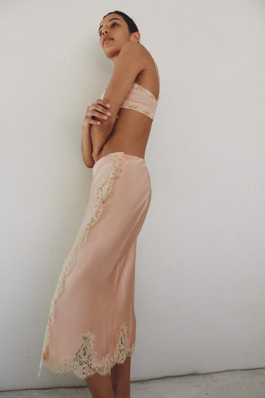 100% SILK EMBROIDERED LACE BRA — Product image 3 of 14
