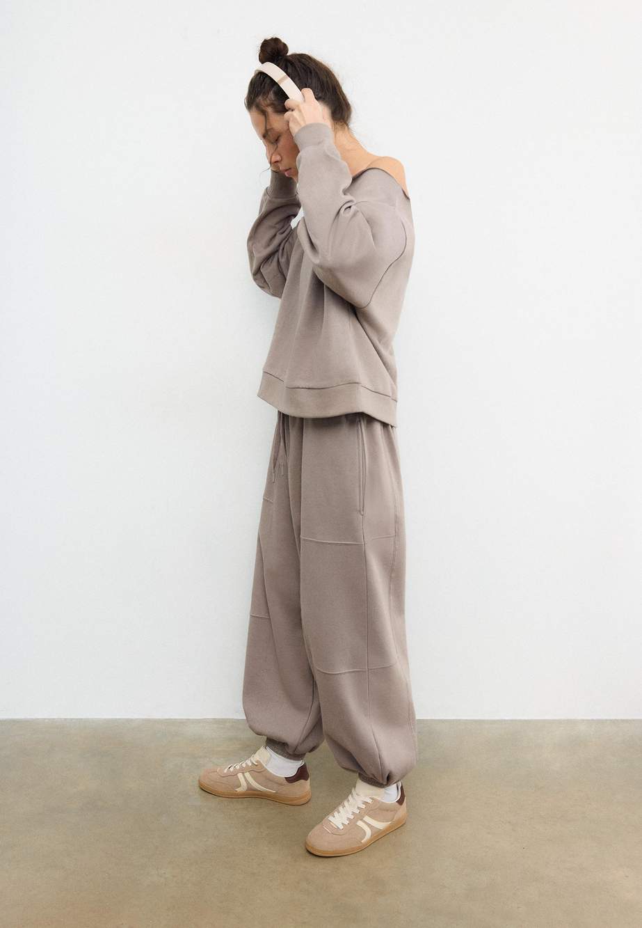 Plush balloon jogger trousers — صورة المنتج 120 من 140