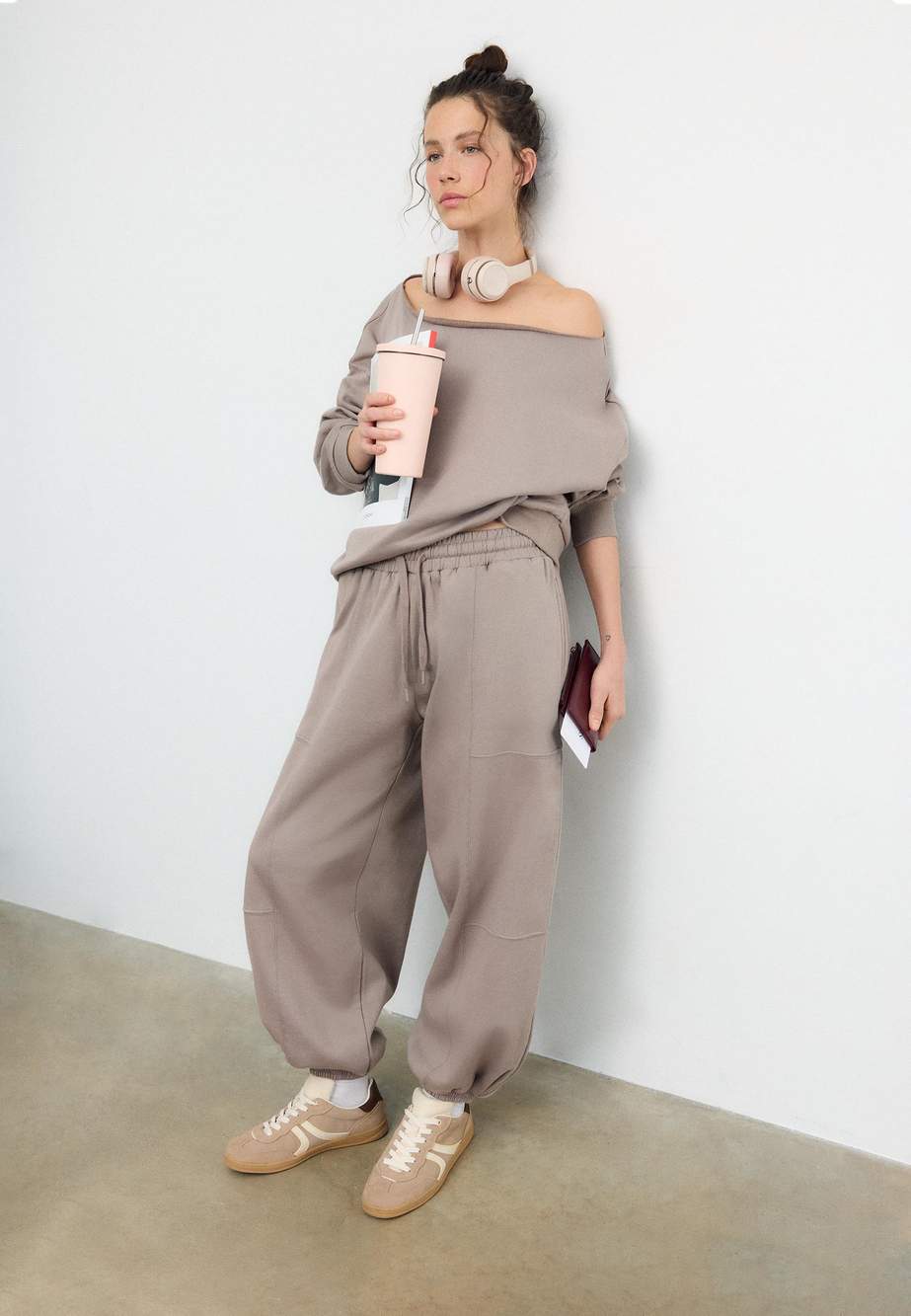 Plush balloon jogger trousers — صورة المنتج 81 من 140