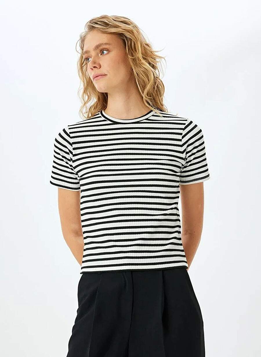 Black Women's T-Shirt 5SAK50001EK — Product image 3 of 4