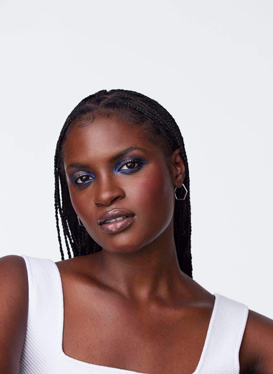 Clinique High Impact Shadow Play Call It The Blues Eyeshadow — صورة المنتج 3 من 4