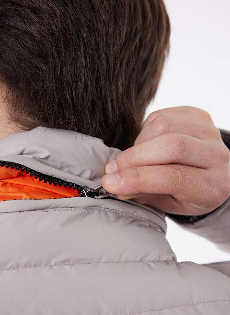 Lee Stand Collar Regular Fit Off White Men's Puffer Jacket L222360 — Product image 8 of 8