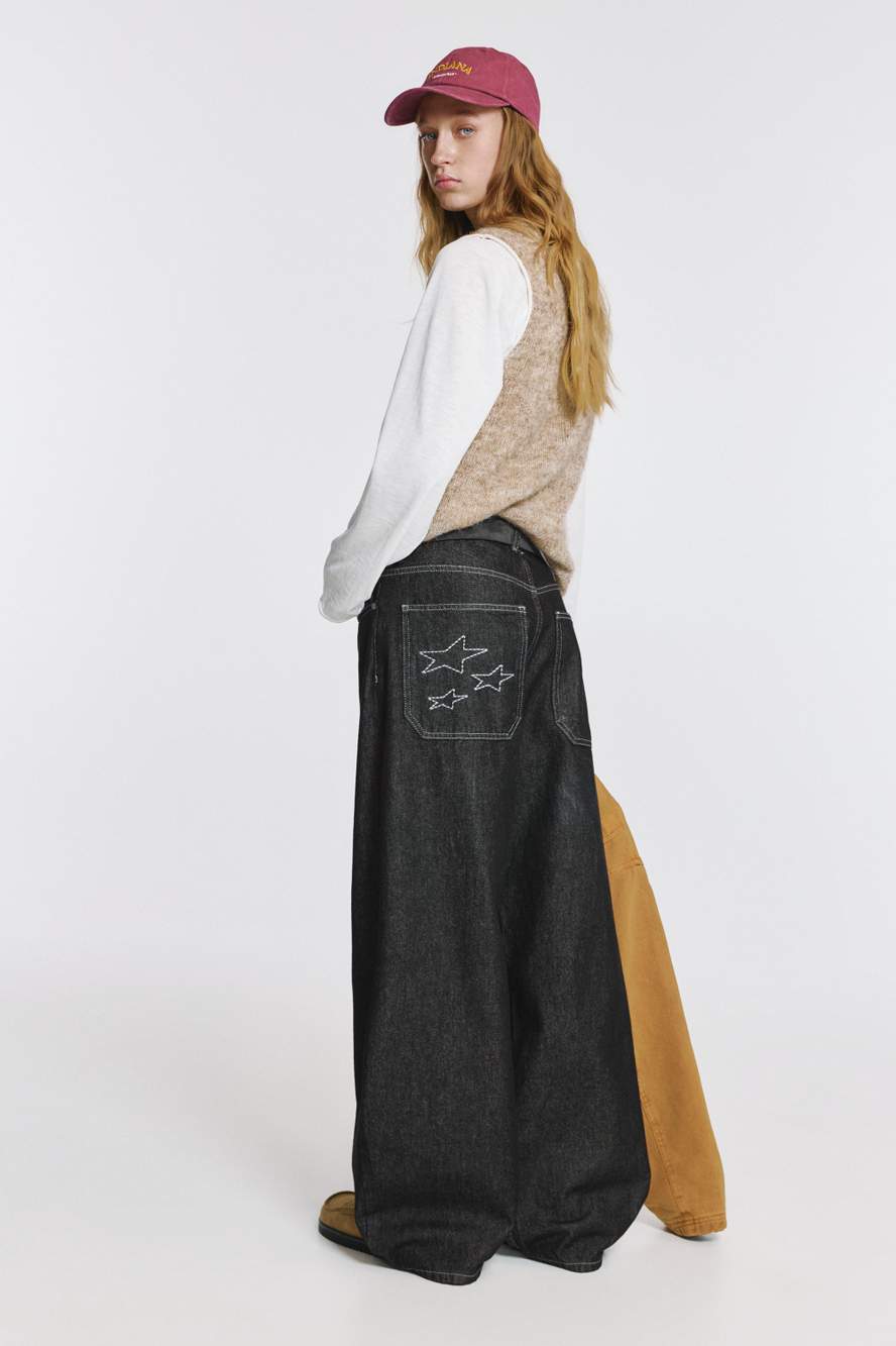 Barrel jeans with stars — Product image 18 of 32