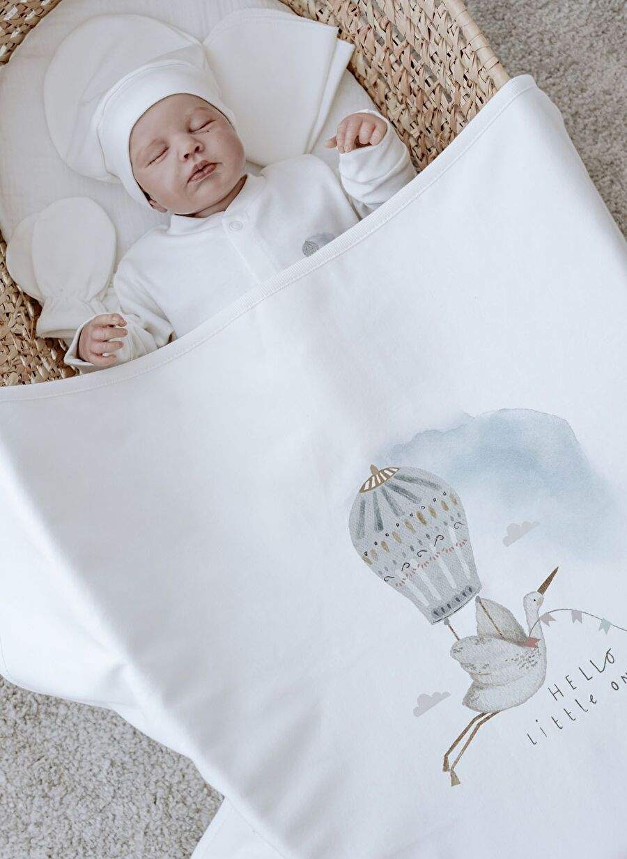 Organic 11th Hospital Exit - Royal Series - Hello Little One — صورة المنتج 4 من 7
