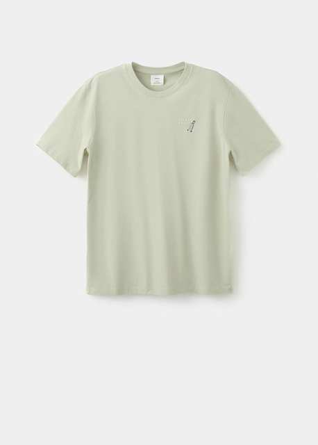 100% cotton t-shirt with embroidered detail
